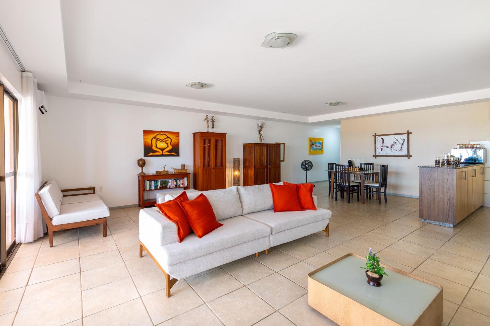 Oceanview A102 - Pe Na Area - Perto Do Centro, 2 Dormitorios, Piscina, Cozinha, 116m2