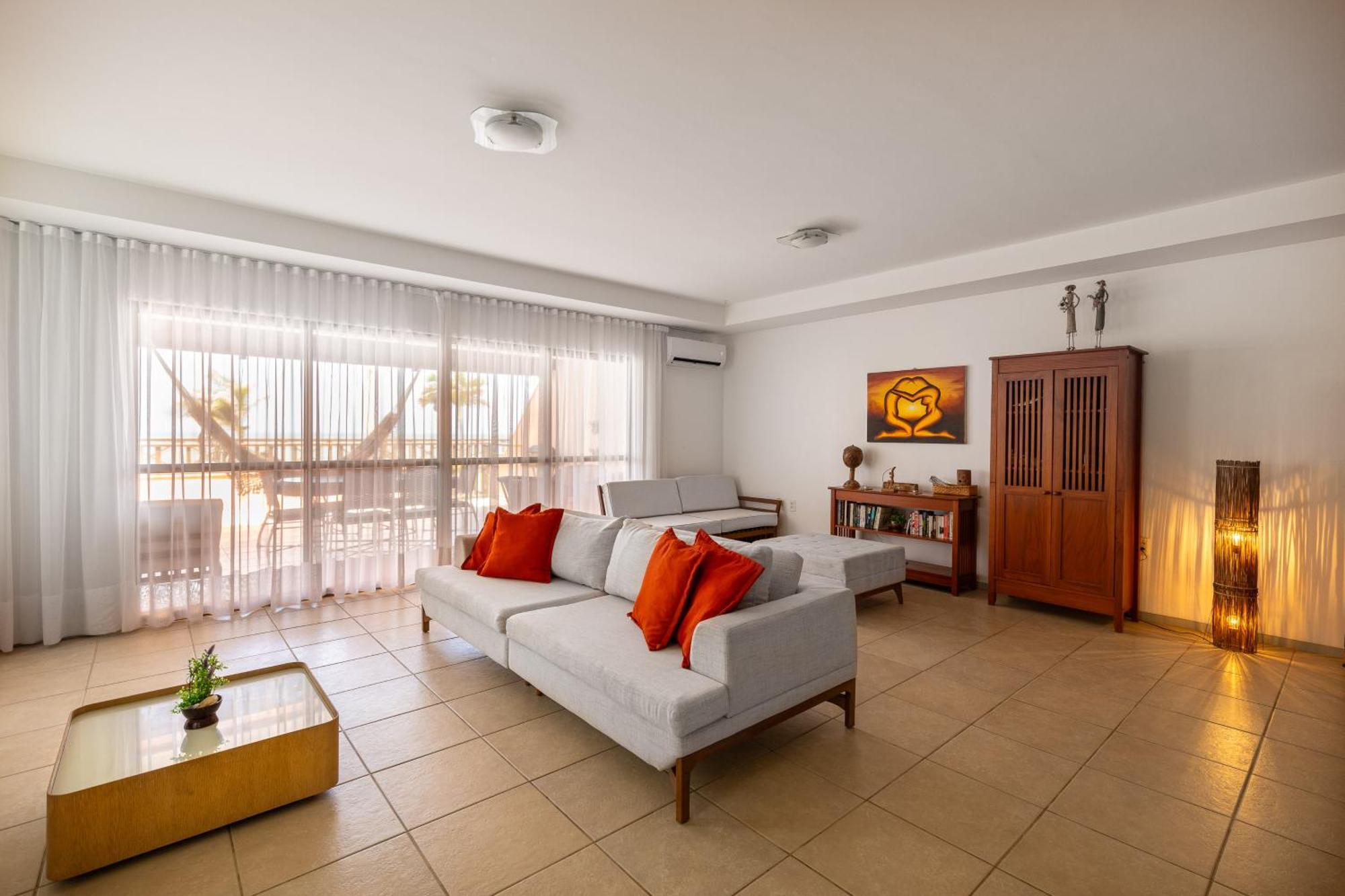 Apartment Oceanview A102 - Pe Na Area - Perto Do Centro, 2 Dormitorios, Piscina, Cozinha, 116m2